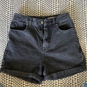 ASOS high-waisted black demin shorts!
